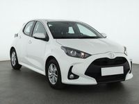 Gebraucht Toyota Yaris Hybrid 116 PS (85 kW) 2024 Weiß Limousine