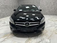 Gebraucht Mercedes A180 109 PS (80 kW) 2014 Schwarz Limousine