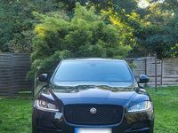 Gebraucht Jaguar F-Pace 179 PS (131 kW) 2019 Schwarz SUV