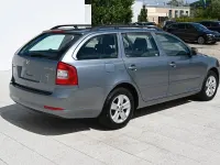 Gebraucht Skoda Octavia Ambition 140 PS (102 kW) 2012 Grau Limousine
