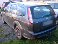 Gebraucht Ford Focus Titanium 125 PS (91 kW) 2010 Grau Kombi
