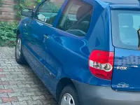 Gebraucht VW Fox 60 PS (44 kW) 2011 Blau Kleinwagen