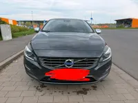 Second-hand Volvo V60 163 CP (119 kW) 2015 Gri Break