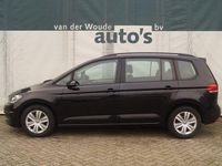 Gebraucht VW Touran Edition 110 PS (80 kW) 2018 Schwarz Van / Kleinbus