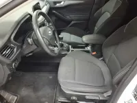 Gebraucht Ford Focus Style 125 PS (91 kW) 2023 Frozen white Limousine