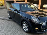 Second-hand Mini Cooper 136 CP (100 kW) 2016 Negru Hatchback