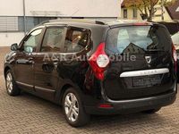Gebraucht Dacia Lodgy Prestige 107 PS (78 kW) 2015 Schwarz Van / Kleinbus