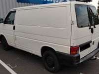 gebraucht VW T4 Syncro AXL 2.5 TDI EZ01/03 (Allrad,AHK,grüne Plakette,...)