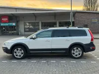 Gebraucht Volvo XC70 181 PS (133 kW) 2015 Weiß Kombi