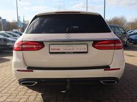 Gebraucht Mercedes E220 194 PS (142 kW) 2019 Weiss Kombi