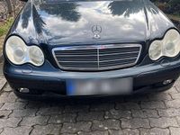 Gebraucht Mercedes C180 2005 Blau Limousine