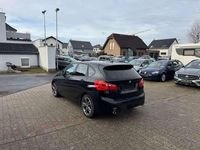 Gebraucht BMW 218 Sport Line 150 PS (110 kW) 2019 Schwarz ii/bonnet fluid black Van / Kleinbus