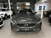 Gebraucht Volvo V60 CC 250 PS (183 kW) 2020 Pine grey / metallic (metallic) Kombi
