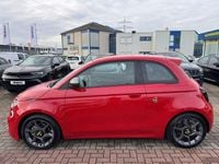 Gebraucht Abarth 500e 114 kW (155 PS) 2023 Rot Kleinwagen