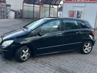 Gebraucht Mercedes B200 103 PS (75 kW) 2005 Schwarz Van / Kleinbus