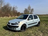 Gebraucht Renault Clio II Authentique 75 PS (55 kW) 2002 Silber Limousine