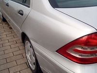 Gebraucht Mercedes C270 170 PS (125 kW) 2002 Silber Limousine