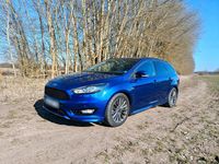 Gebraucht Ford Focus ST-Line 140 PS (102 kW) 2018 Blau Kombi