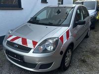 Gebraucht Ford Fiesta 60 PS (44 kW) 2007 Silber Kleinwagen