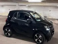Gebraucht Smart ForTwo Coupé 60 kW (82 PS) 2020 Schwarz Kleinwagen