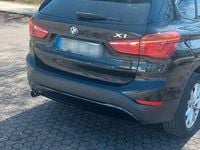 Używany BMW X1 Advantage 140 KM (102 kW) 2018 Czarny SUV