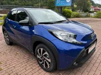 Neu Toyota Aygo X 72 PS (52 kW) 2025 Blau SUV
