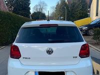 Gebraucht VW Polo LOUNGE 90 PS (66 kW) 2015 Weiß Kleinwagen