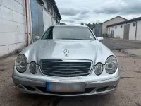 Gebraucht Mercedes E270 177 PS (130 kW) 2002 Silber Limousine