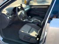 Gebraucht Audi A4 140 PS (102 kW) 2002 Silber Kleinwagen