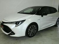 Gebraucht Toyota Corolla Hybrid Club 98 PS (72 kW) 2019 White pearl cs / black mica Limousine