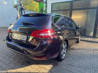 Gebraucht Peugeot 308 SW Allure 150 PS (110 kW) 2016 Blau Kombi