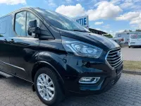 Gebraucht Ford Tourneo Titanium 131 PS (96 kW) 2021 Agate black Van / Kleinbus