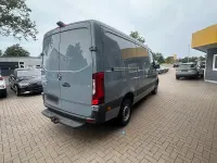 Gebraucht Mercedes Sprinter 190 PS (139 kW) 2019 Grau Van