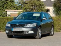 Gebraucht Skoda Octavia 140 PS (102 kW) 2012 Grau Kombi