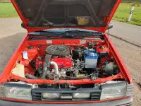 Gebraucht Mazda 323 65 PS (47 kW) 1987 Rot Kleinwagen