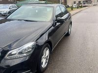 Gebraucht Mercedes E220 170 PS (125 kW) 2015 Schwarz Limousine