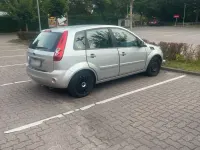 Gebraucht Ford Fiesta 69 PS (50 kW) 2008 Silber Kleinwagen