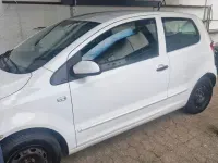 Gebraucht VW Fox 60 PS (44 kW) 2011 Weiß Kleinwagen