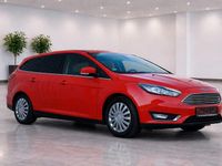 Gebraucht Ford Focus Titanium 125 PS (91 kW) 2017 Rot Kombi