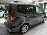 Gebraucht Ford Tourneo Courier Titanium 101 PS (74 kW) 2019 Grau Van / Kleinbus
