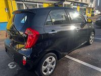 Gebraucht Kia Picanto Edition 7 69 PS (50 kW) 2015 Galaxyschwarz Kleinwagen