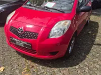 Gebraucht Toyota Yaris 70 PS (51 kW) 2007 Rot Kleinwagen