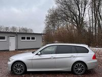 Gebraucht BMW 318 143 PS (105 kW) 2008 Grau Kombi