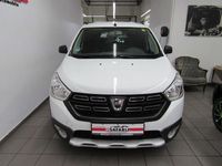 Gebraucht Dacia Lodgy Stepway 102 PS (75 kW) 2020 Weiß Van / Kleinbus
