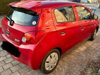 Gebraucht Mitsubishi Space Star 70 PS (51 kW) 2013 Rot Kleinwagen