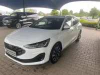 Neu Ford Focus Titanium 125 PS (91 kW) 2025 Frostweiß (weiss) Kombi