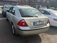 Gebraucht Ford Mondeo Sport 125 PS (91 kW) 2003 Silber Limousine