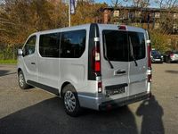 Second-hand Opel Vivaro 125 CP (91 kW) 2017 Argintiu Monovolum