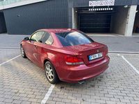 Gebraucht BMW 120 177 PS (130 kW) 2008 Rot Kleinwagen
