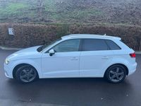 Gebraucht Audi A3 Ambiente 110 PS (80 kW) 2015 Weiß Limousine